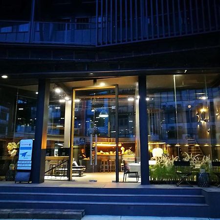 Hostel Sook Station Bangkok Exterior foto